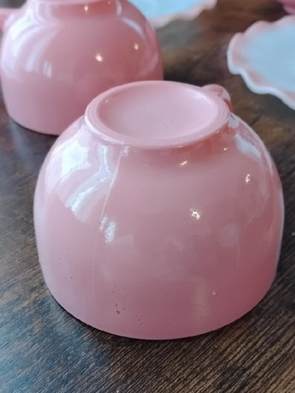 Hazel Atlas Rippled Saucers With Pink Cups